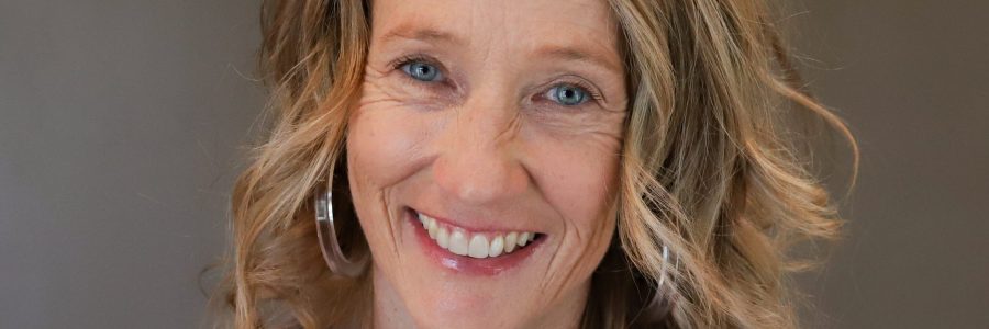 Anna Zach<br><h4>Yoga Instructor</h4>